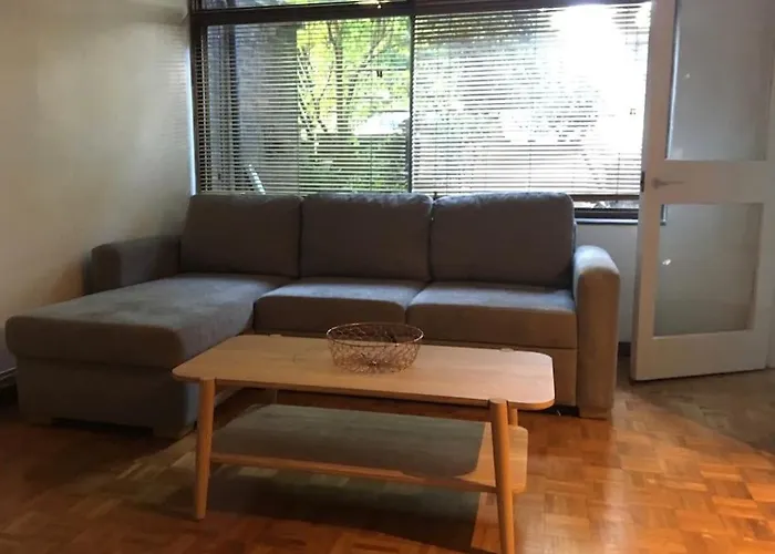 Victoria Park 1 Bedroom Flat